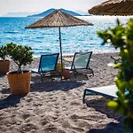 Uras Beach Hotel